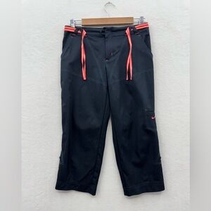 Nike Women’s Small Black Cropped Capris Pants Lightweight
